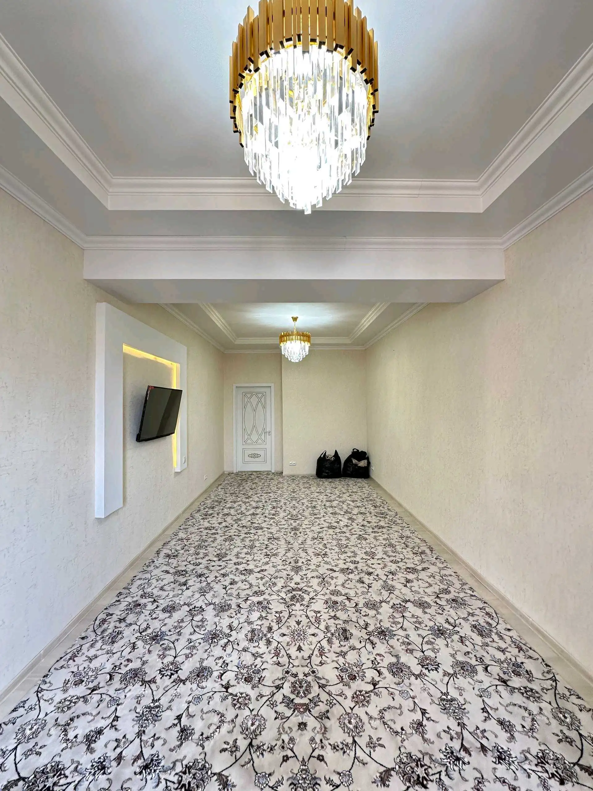 4-к квартира, 19 этаж, 143 м², Сомони