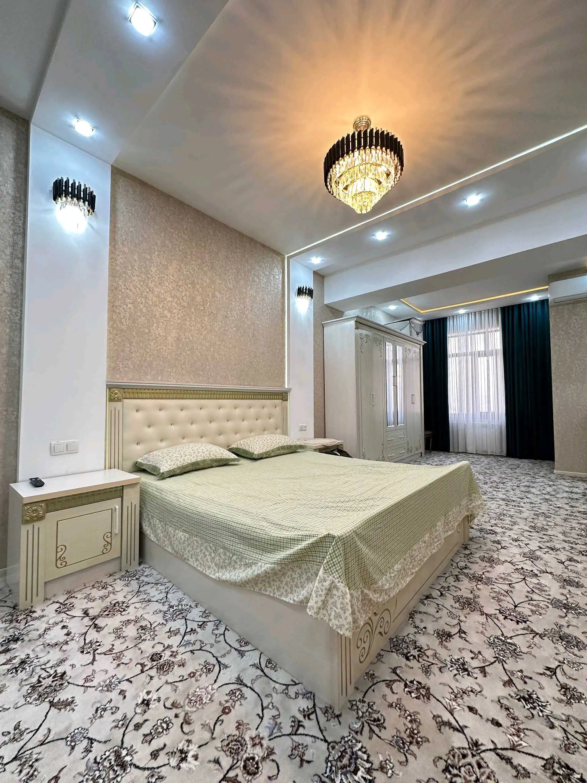 4-к квартира, 19 этаж, 143 м², Сомони
