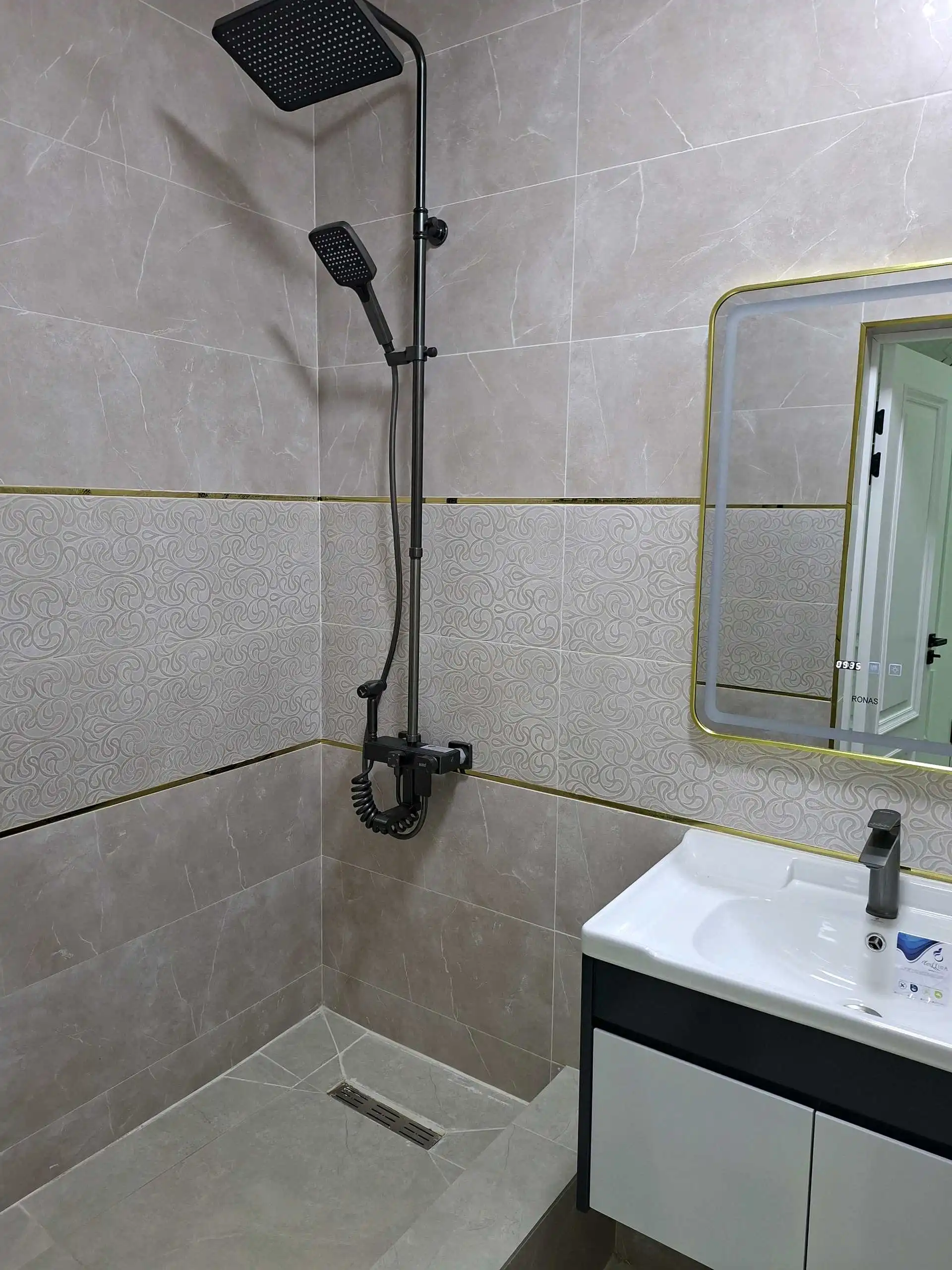 2-к квартира, 3 этаж, 63 м², Сино