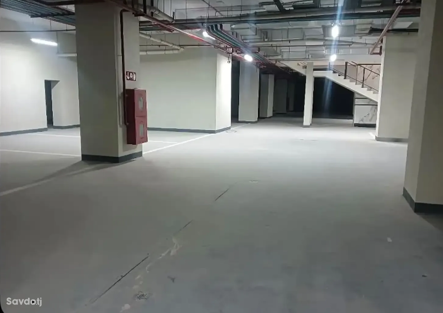 Помещение под свободное назначение, 1300м², Шохмансур