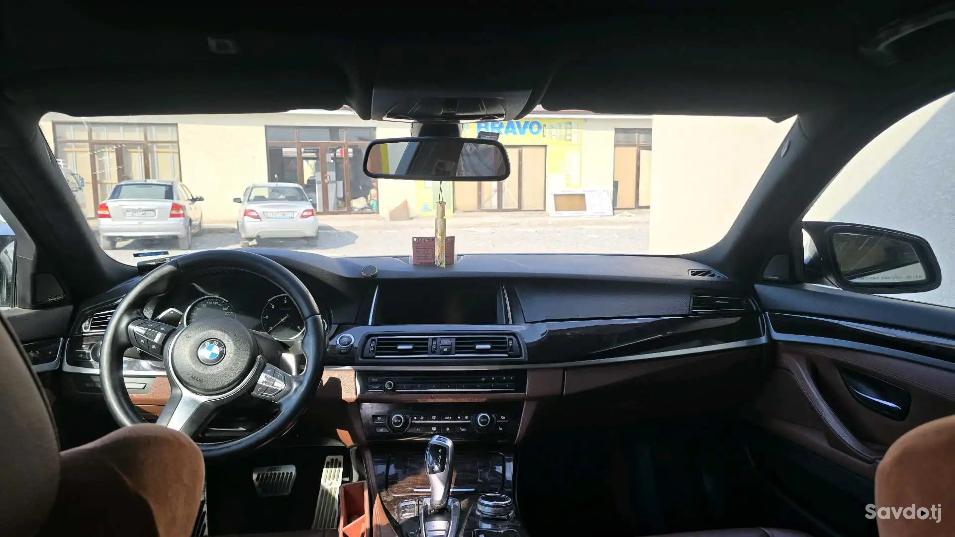 BMW 5 series 2011