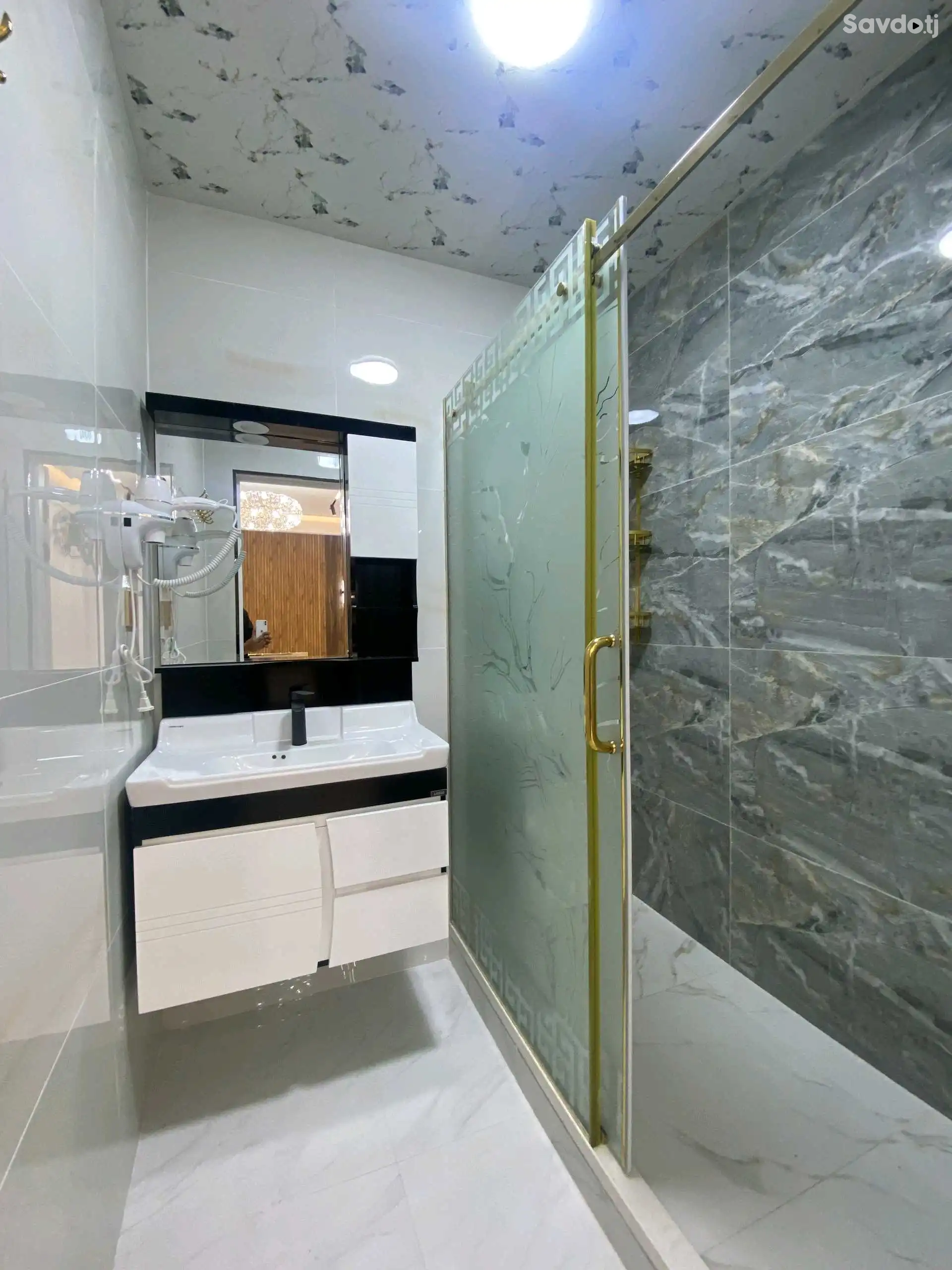 2-к квартира, 11 этаж, 84 м², Шохмансур