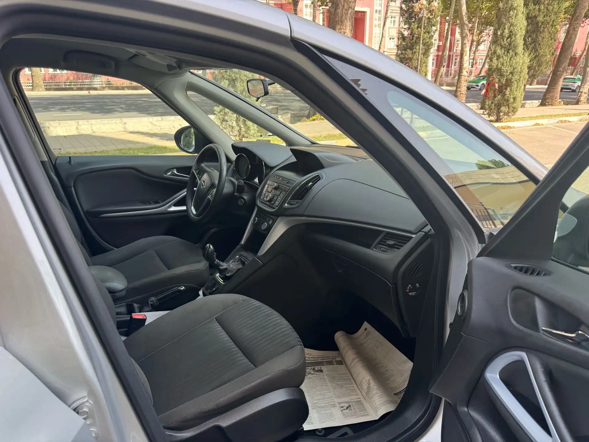 Opel Zafira 2016