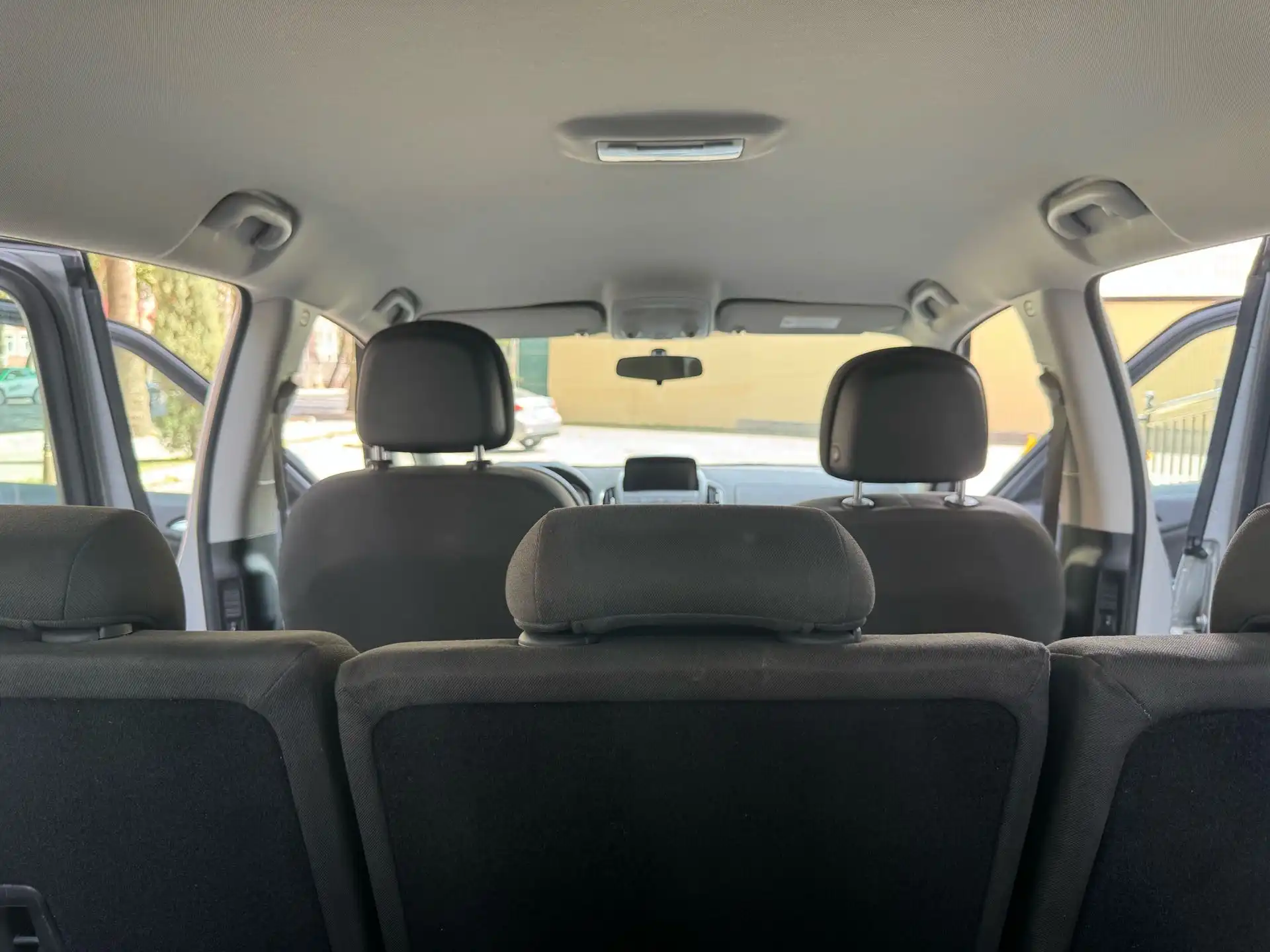 Opel Zafira 2016