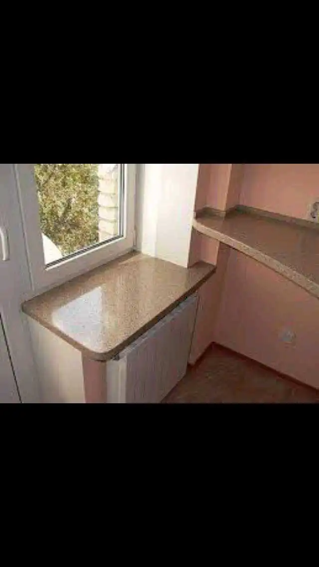 Подоконники из искусственного и кварцевого камня 