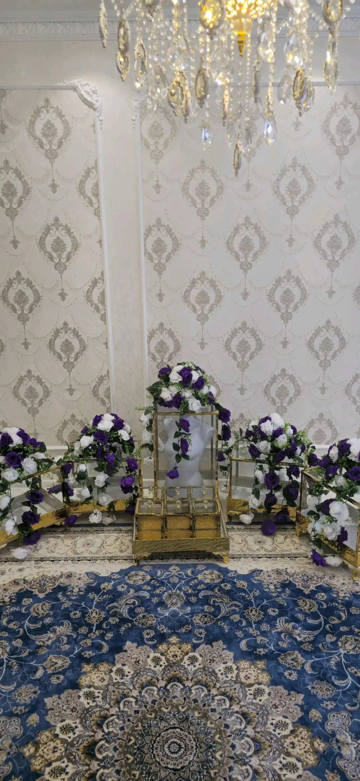 сабадхои шишаги ва чодархои Аруси аренда 
