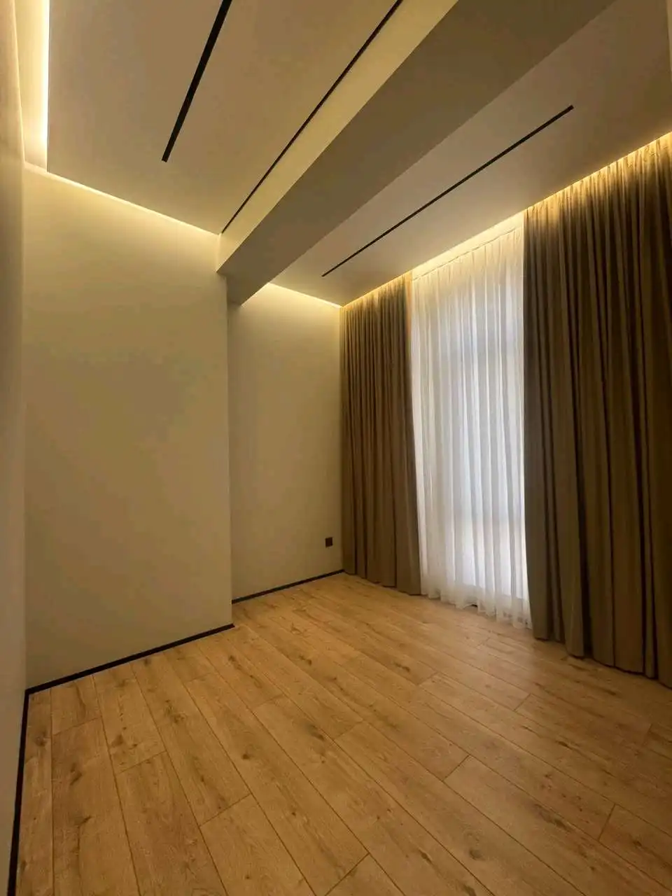 3-к квартира, 13 этаж, 101 м², Овир