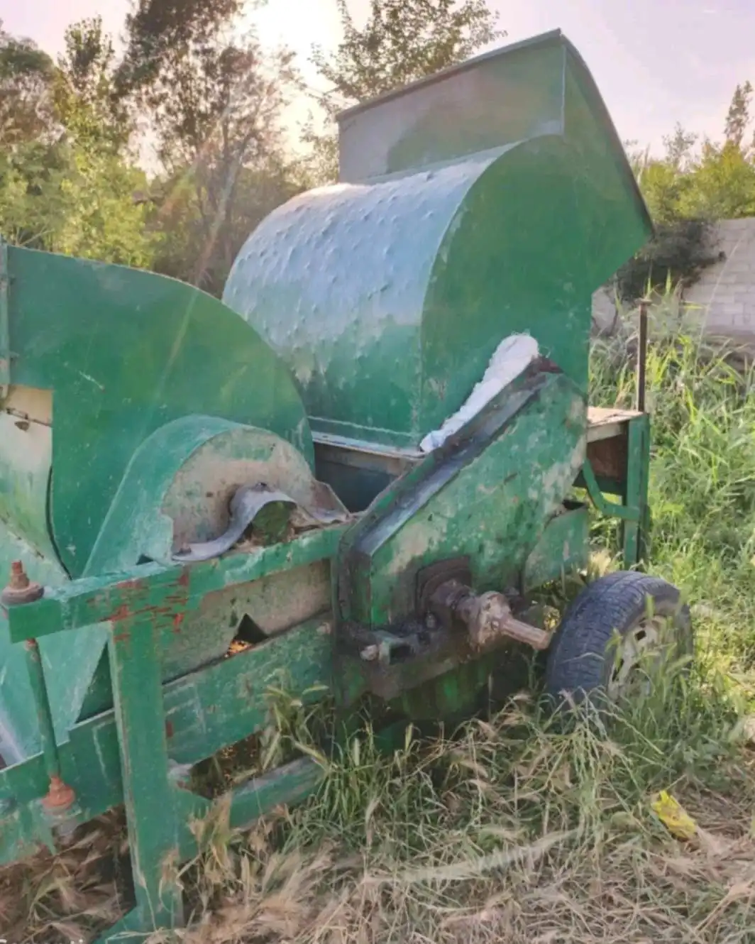 Трактор комбайн прицеп