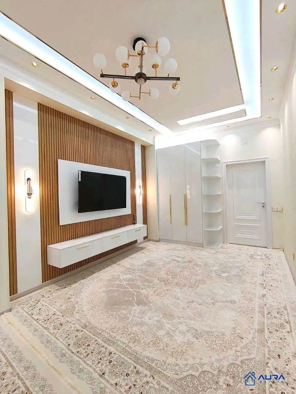3-к квартира, 2 этаж, 117 м², Сино