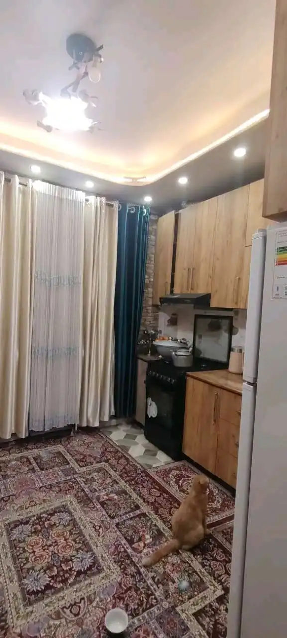 3-к квартира, 4 этаж, 77 м², фирдавси
