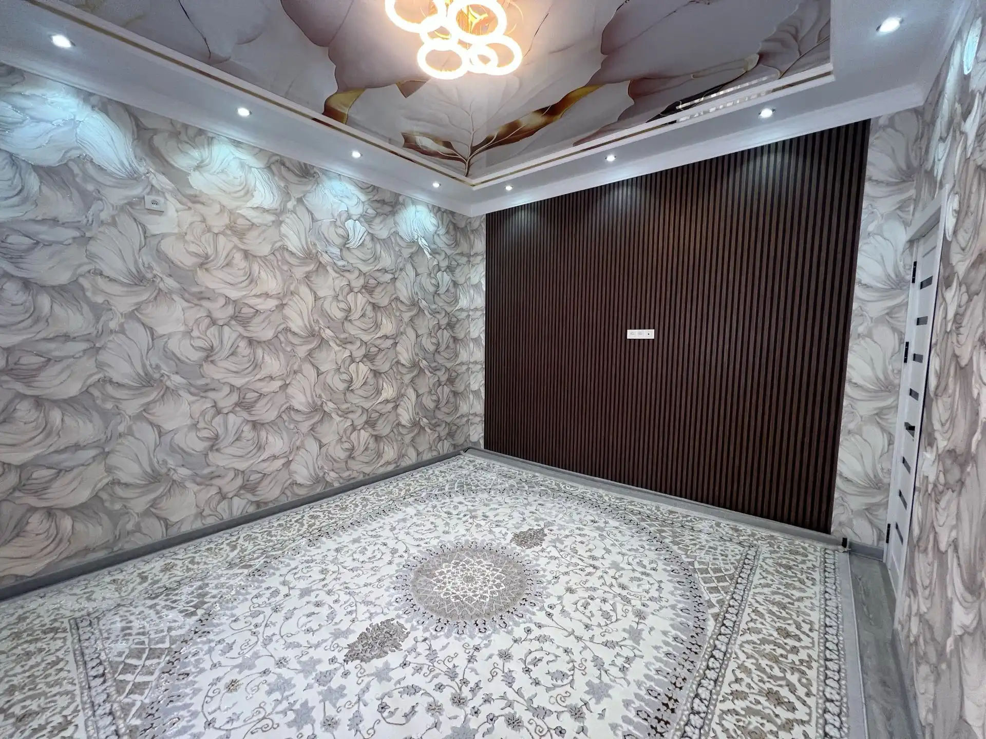 2-к квартира, 2 этаж, 82 м², 18