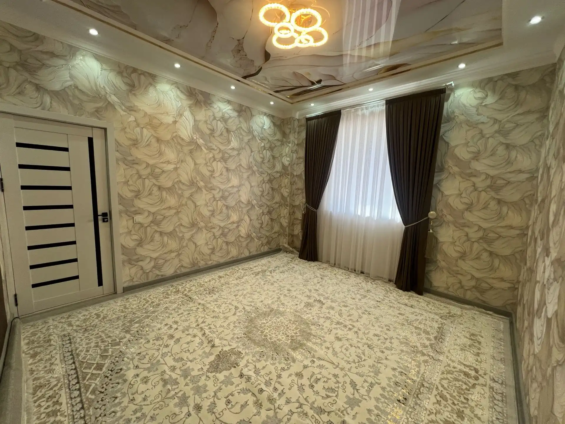 2-к квартира, 2 этаж, 82 м², 18
