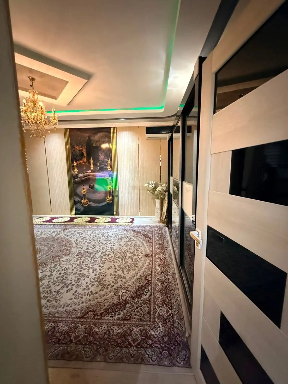 3-к квартира, 2 этаж, 80 м², Ҳайкали Шерон