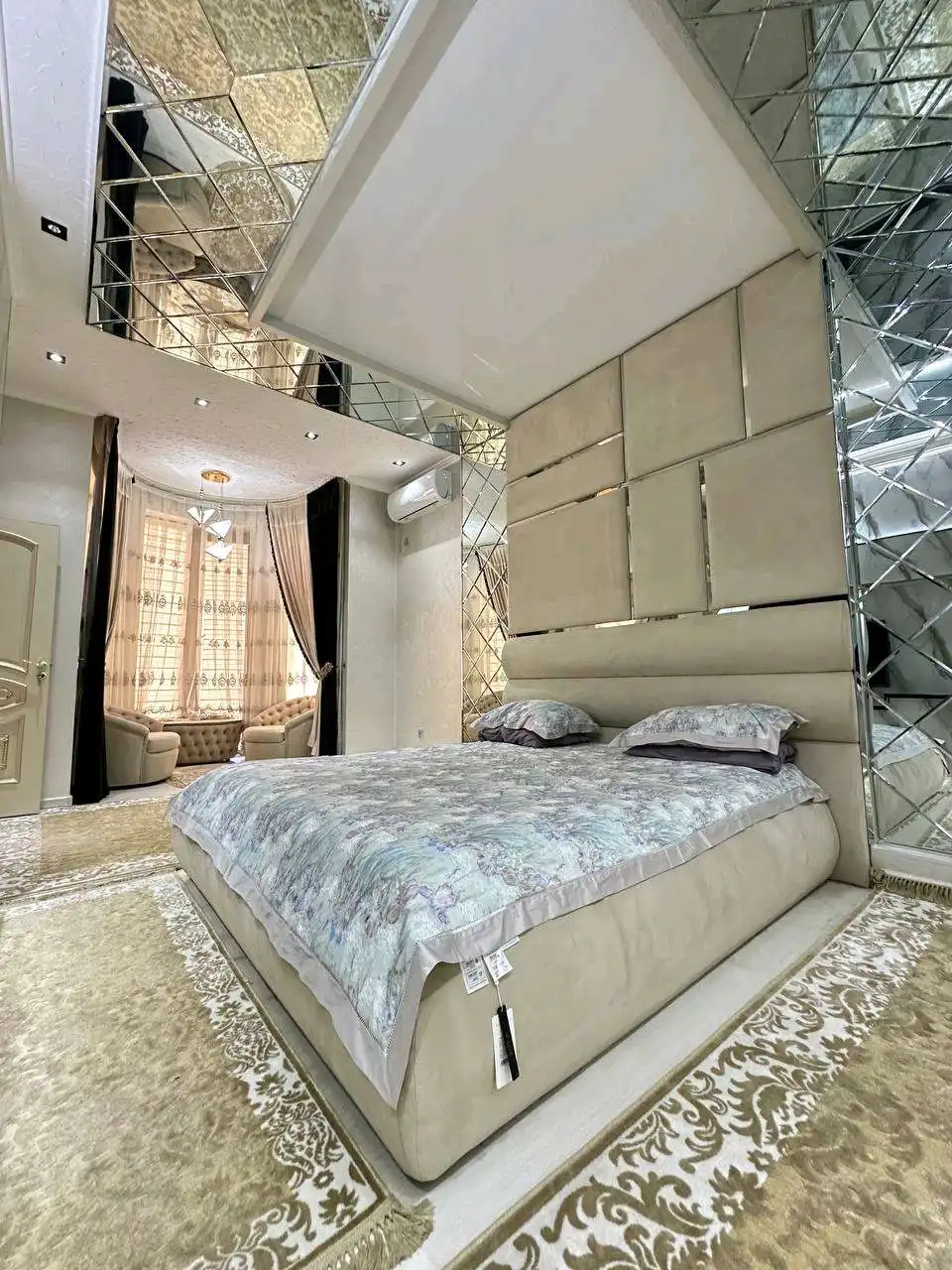 2 этажный, 7-комн. дом, 400 м², 2 соток, Сино