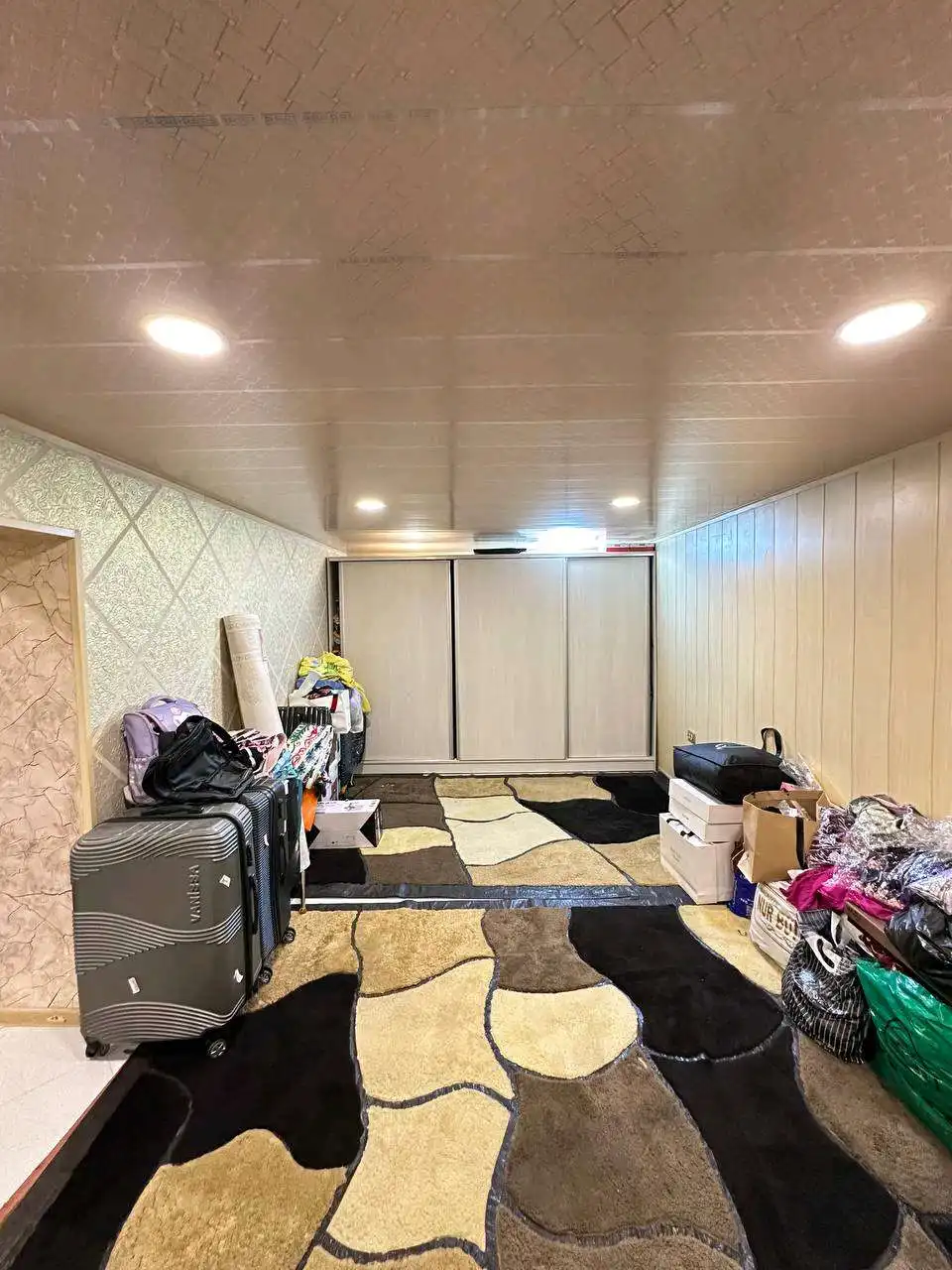 2 этажный, 7-комн. дом, 400 м², 2 соток, Сино