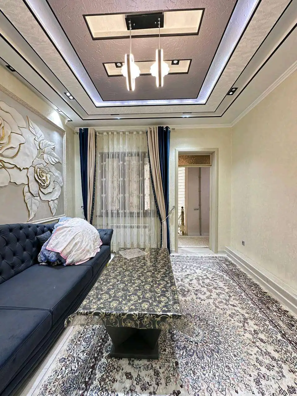 2 этажный, 7-комн. дом, 400 м², 2 соток, Сино