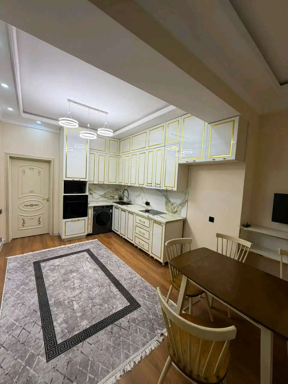 2-к квартира, 16 этаж, 92 м², Шохмансур