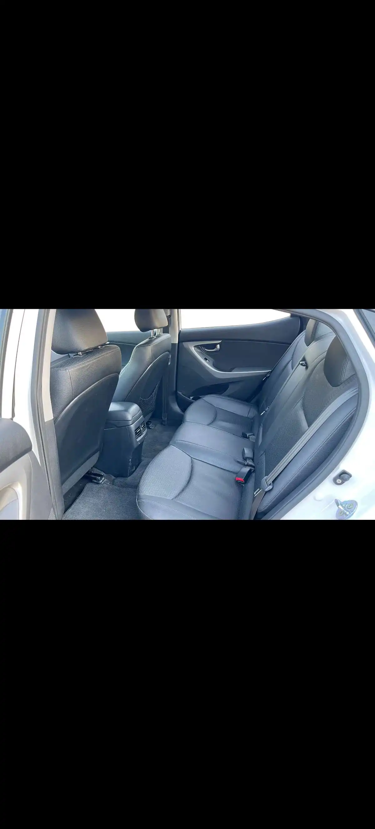 Hyundai Avante 2015