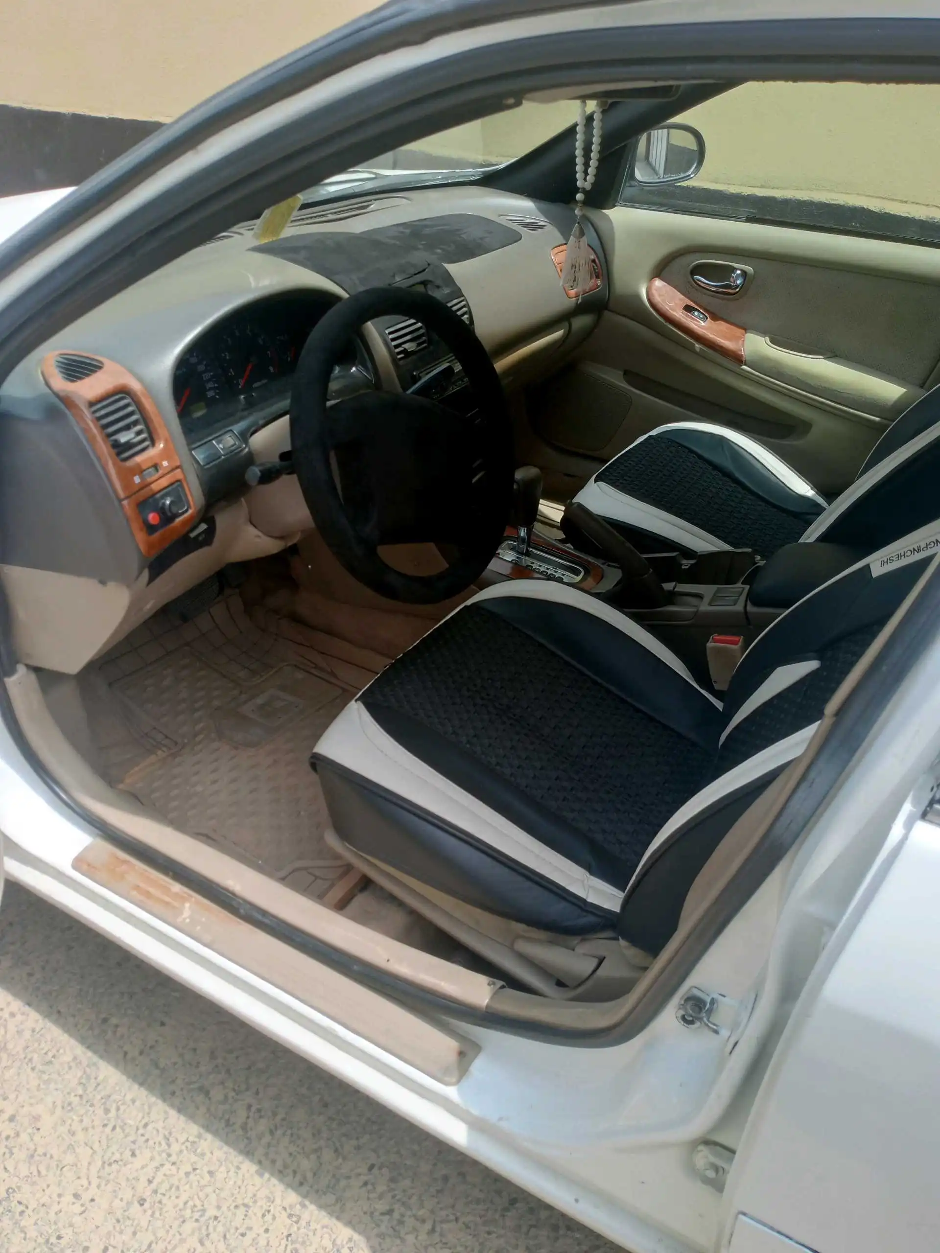 Nissan Maxima 2004