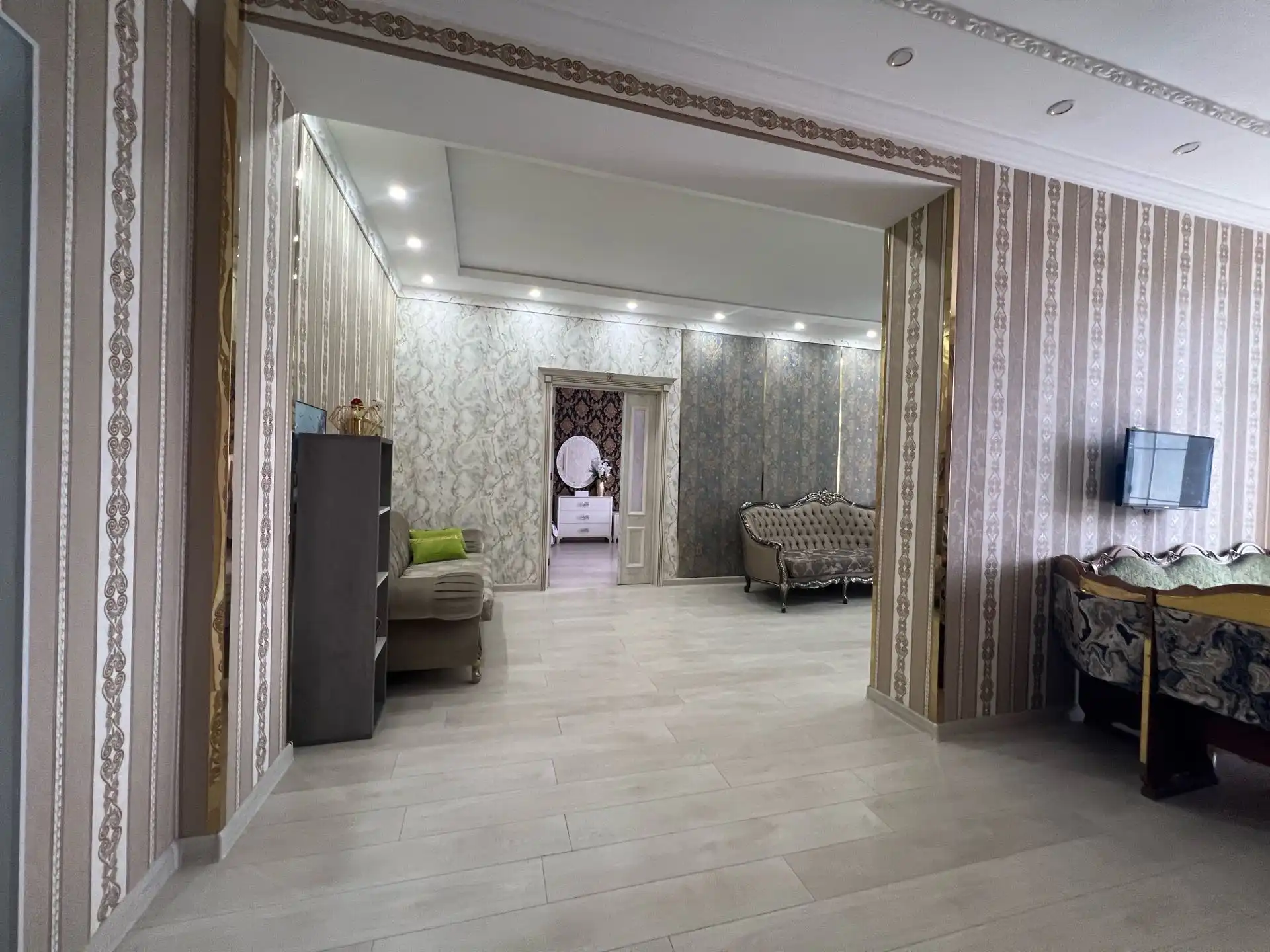2-к квартира, 16 этаж, 90 м², Славянский университет — фото 11