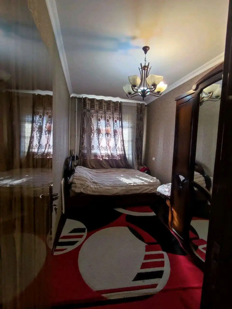 3-к квартира, 5 этаж, 90 м², 61мкр Фирдавси Пеши мантухона