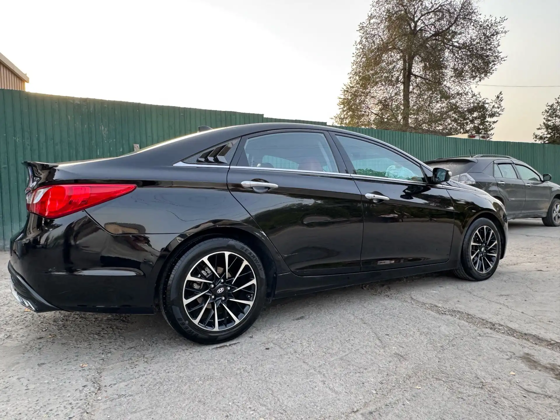 Hyundai Sonata 2011
