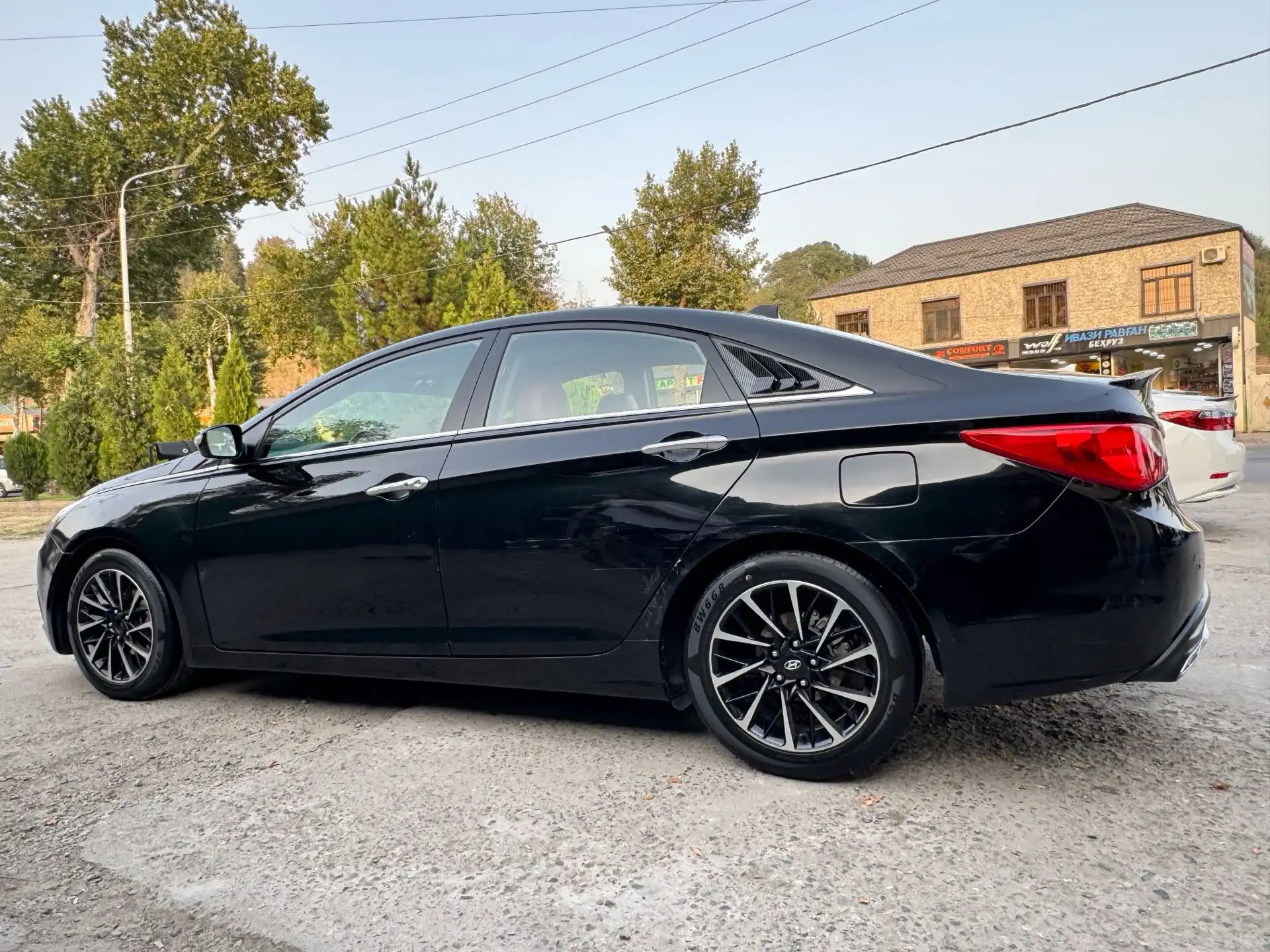 Hyundai Sonata 2011
