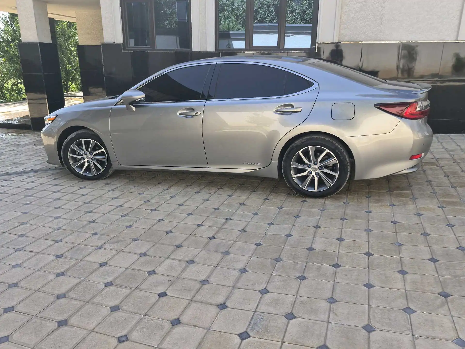 Lexus Es series 2017 — фото 4