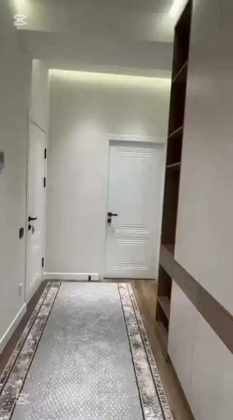 2-к квартира, 3 этаж, 80 м², Овир