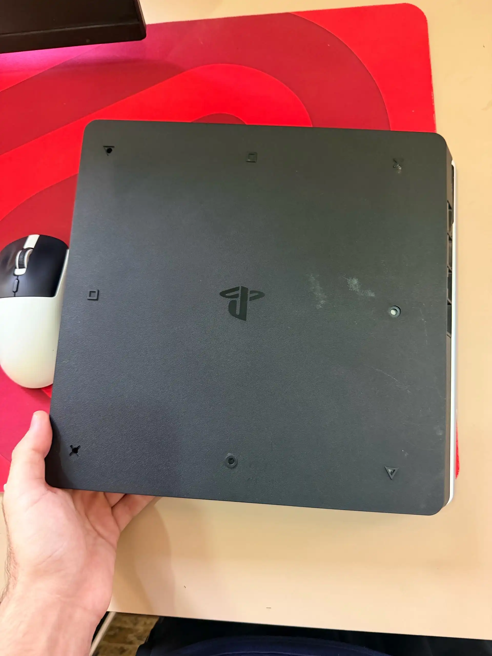 Sony 4 GT limited edition 