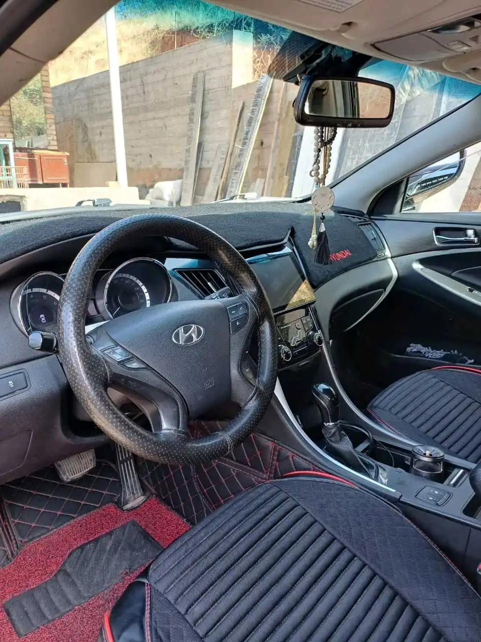 Hyundai Sonata 2011