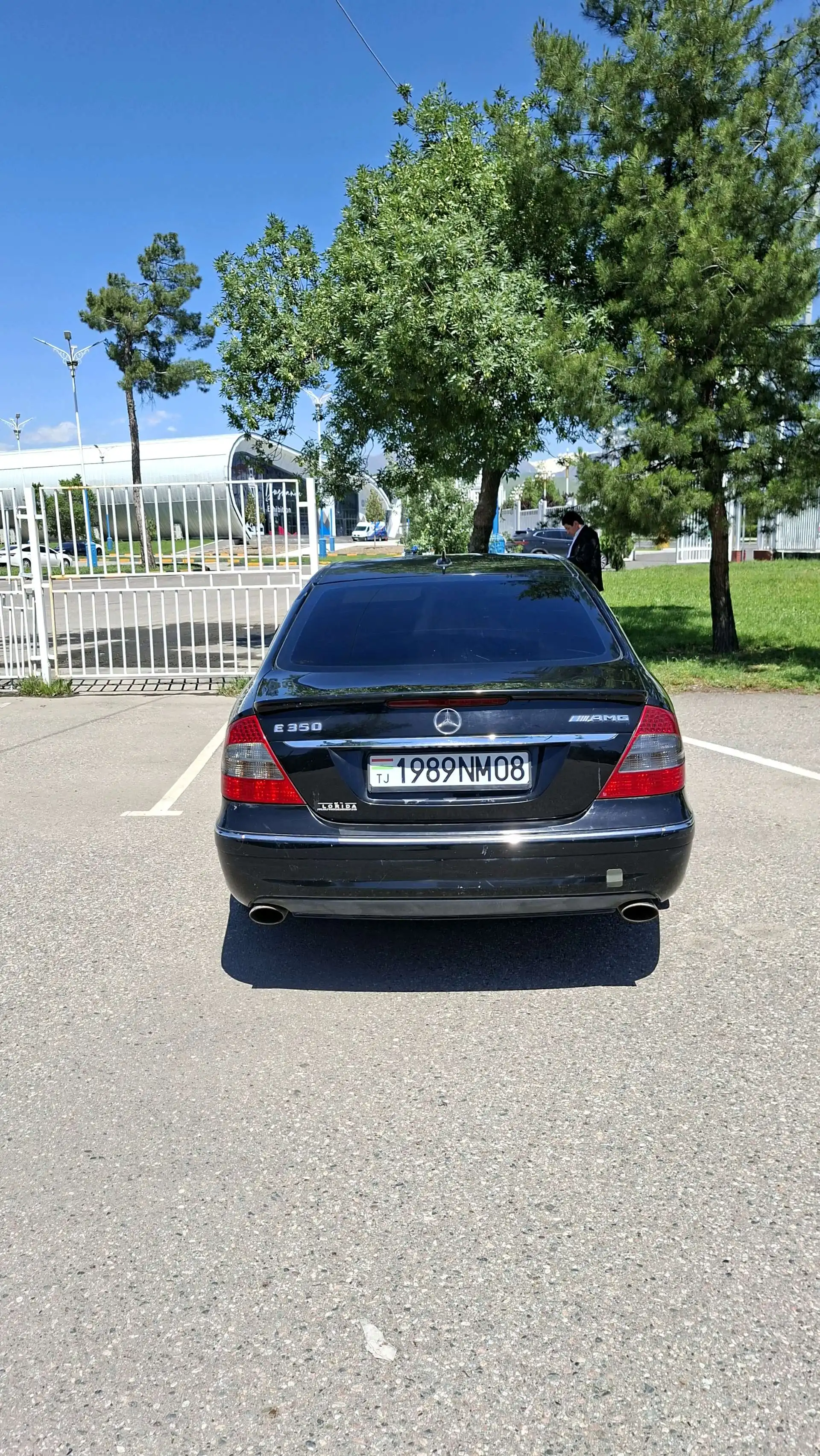 Mercedes-benz E class 2009