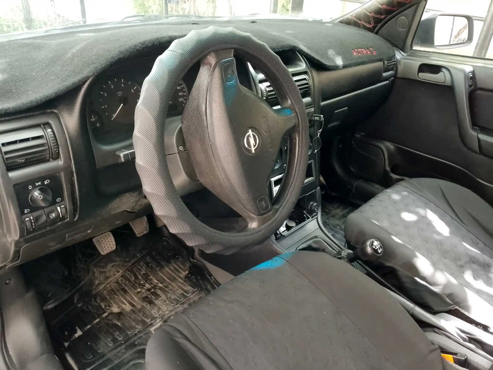 Opel Astra j 1999