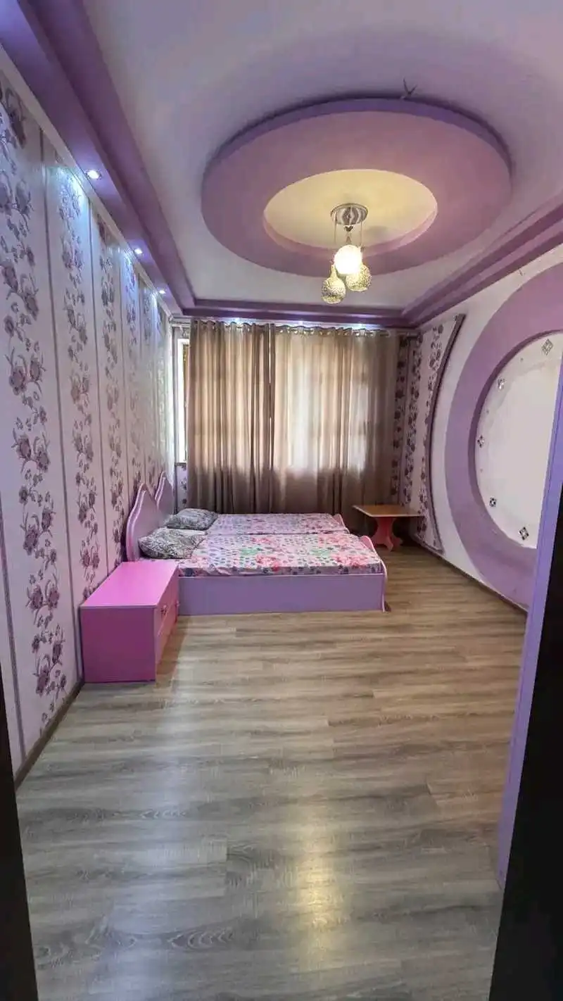 3-к квартира, 4 этаж, 121 м², шохмансур