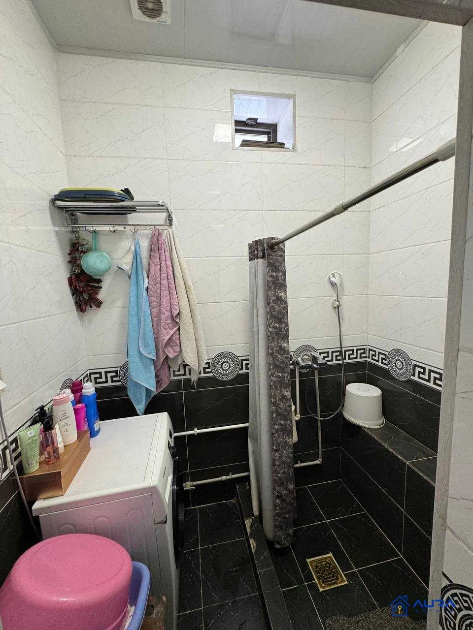 1 этажный, 2-комн. дом, 75 м², 1 соток, И Сомони