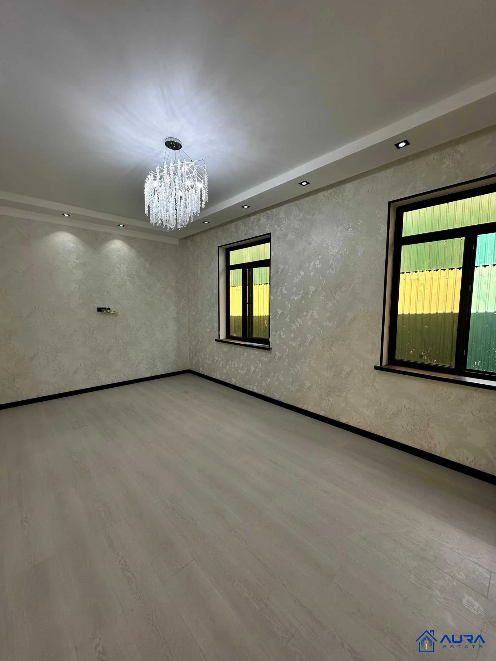 2 этажный, 5-комн. дом, 176 м², 25 соток, Сино