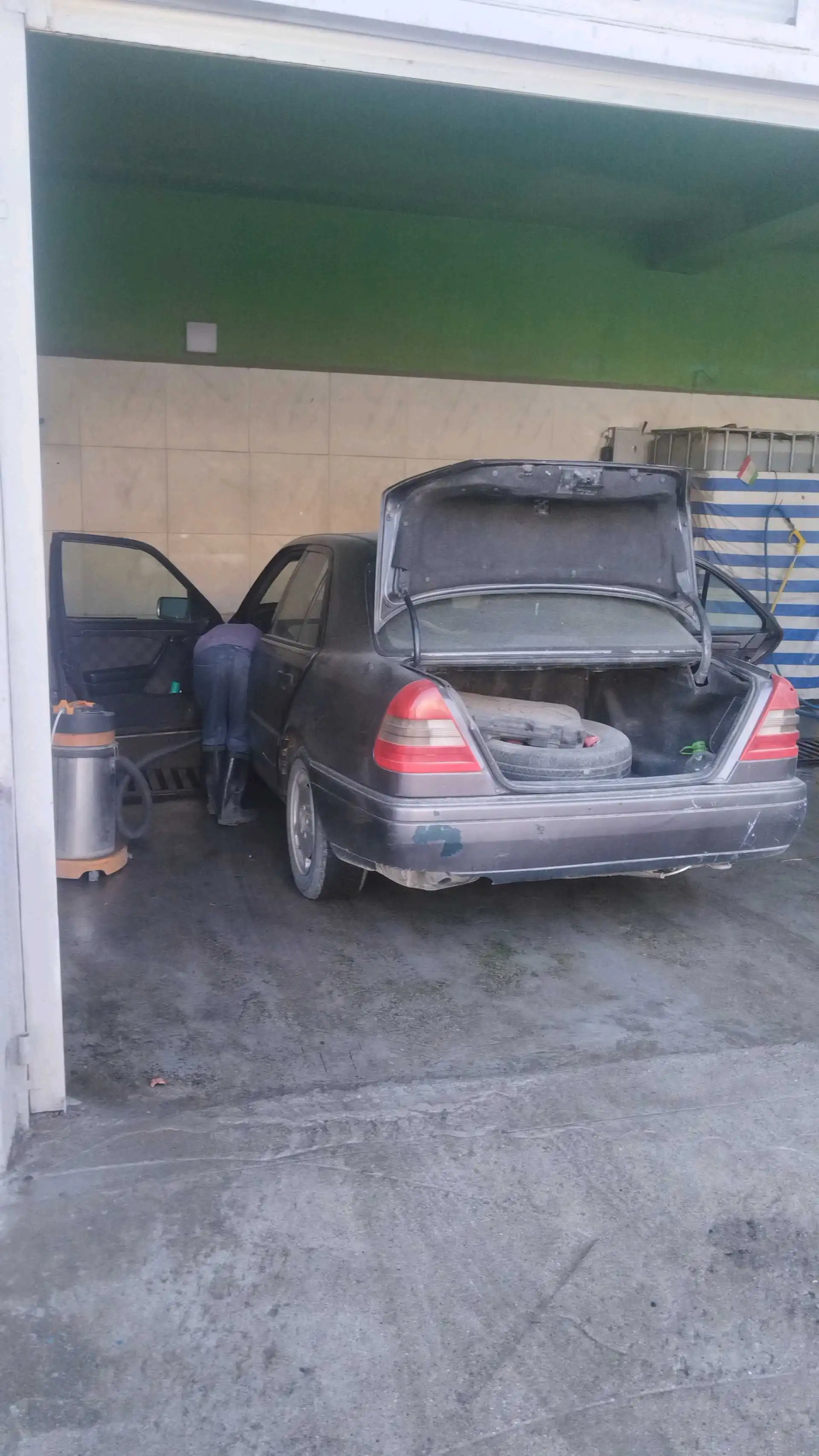 Mercedes-benz C class 1993