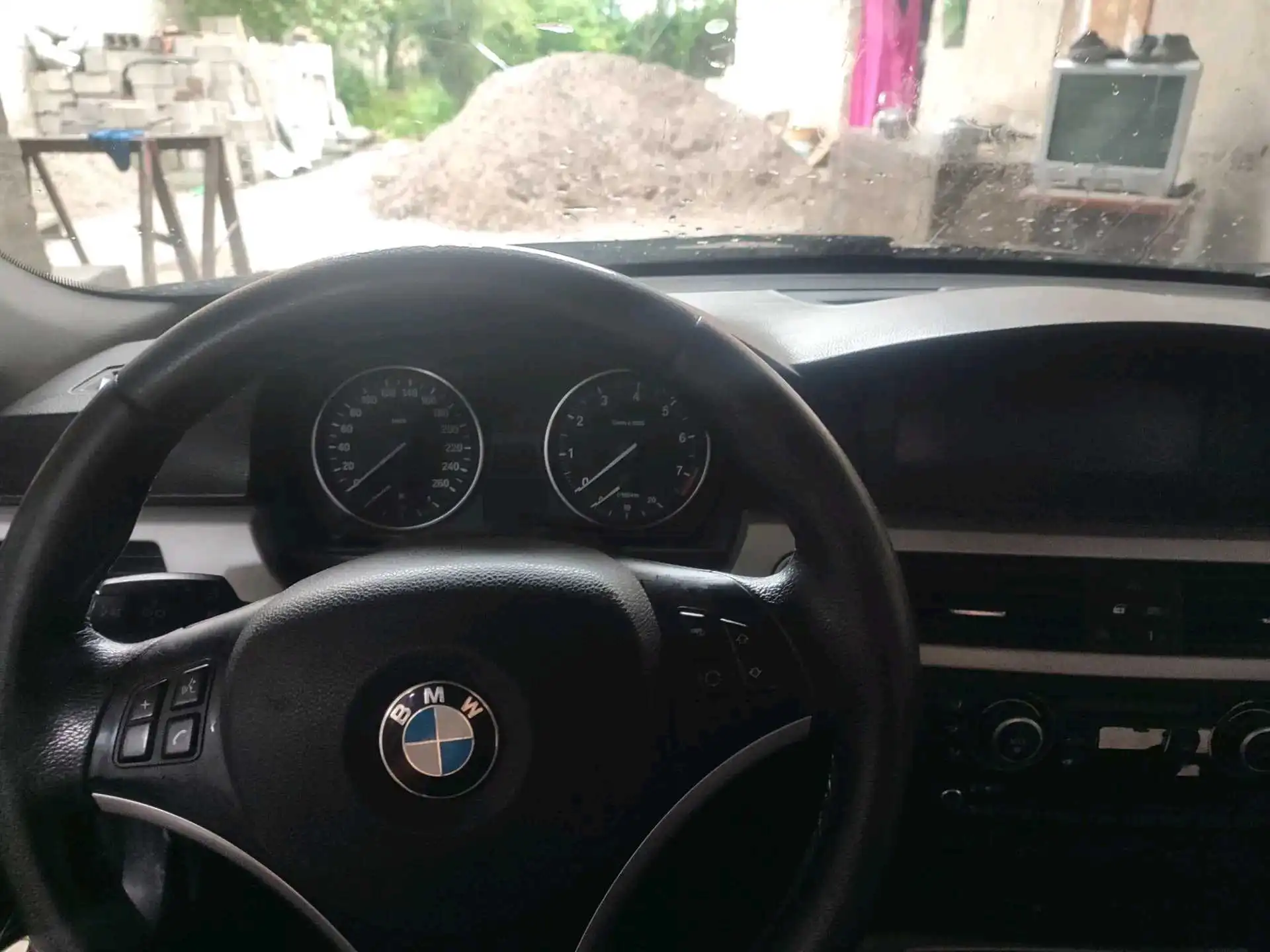 BMW 3 series 2010