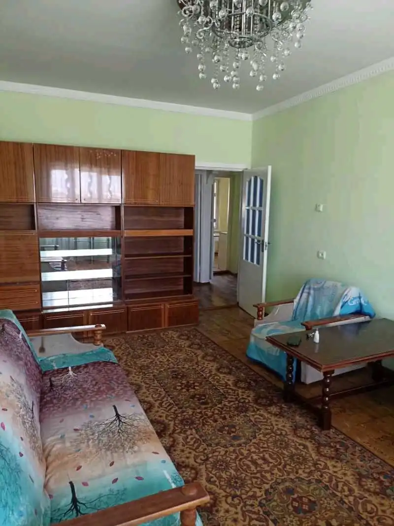 2-к квартира, 5 этаж, 65 м², Фирдавси