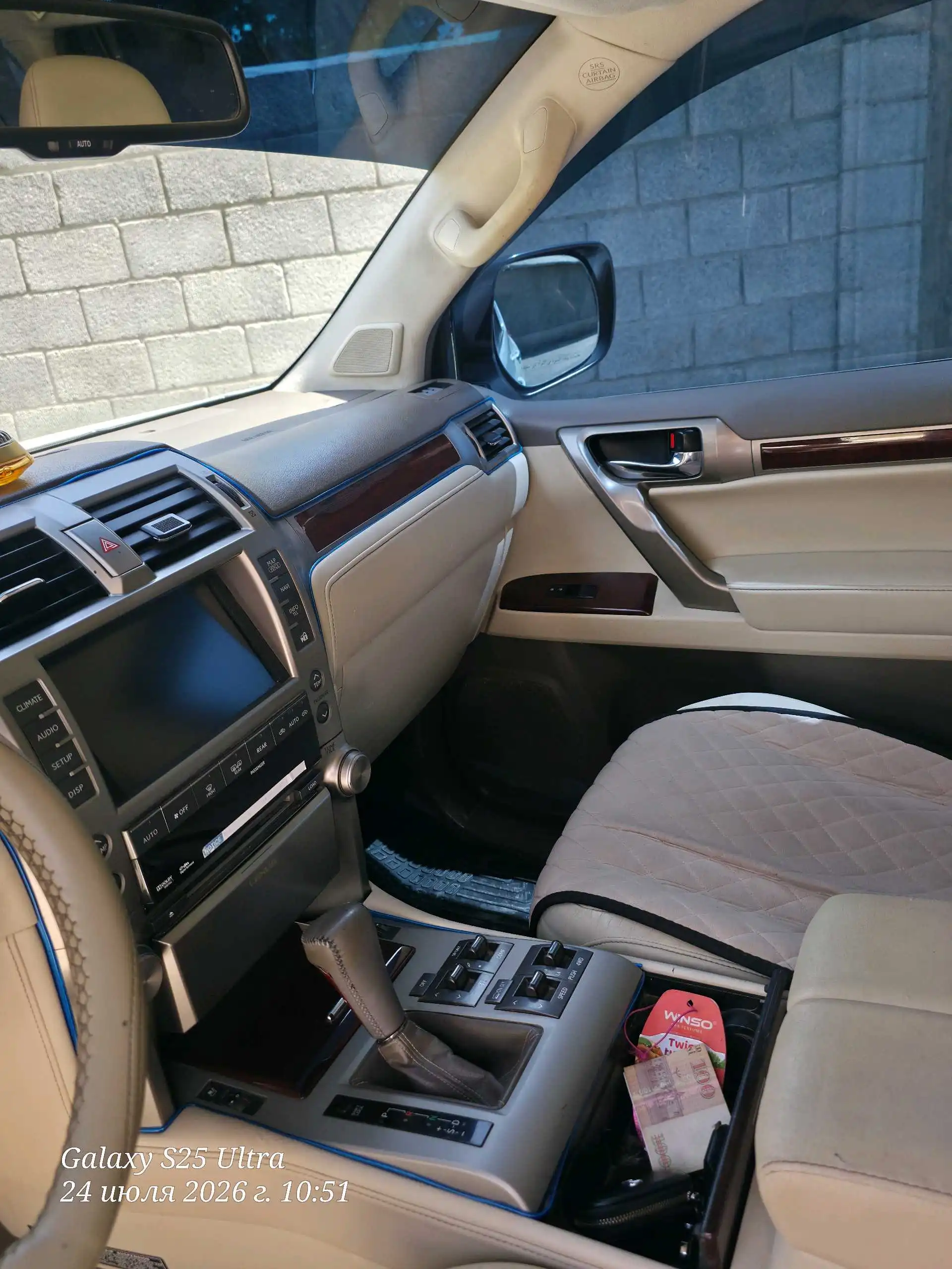 Lexus Gx series 2011