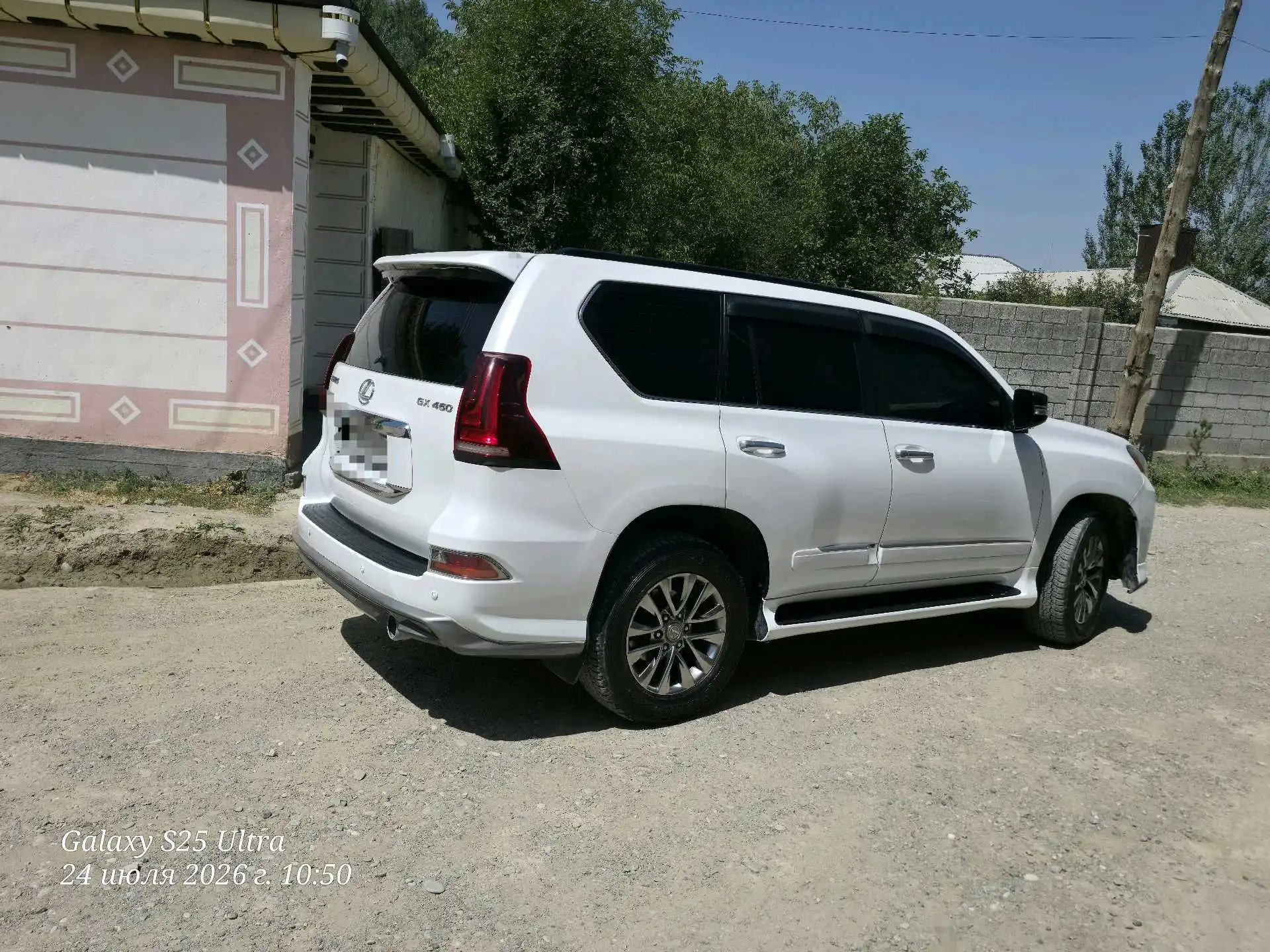 Lexus Gx series 2011