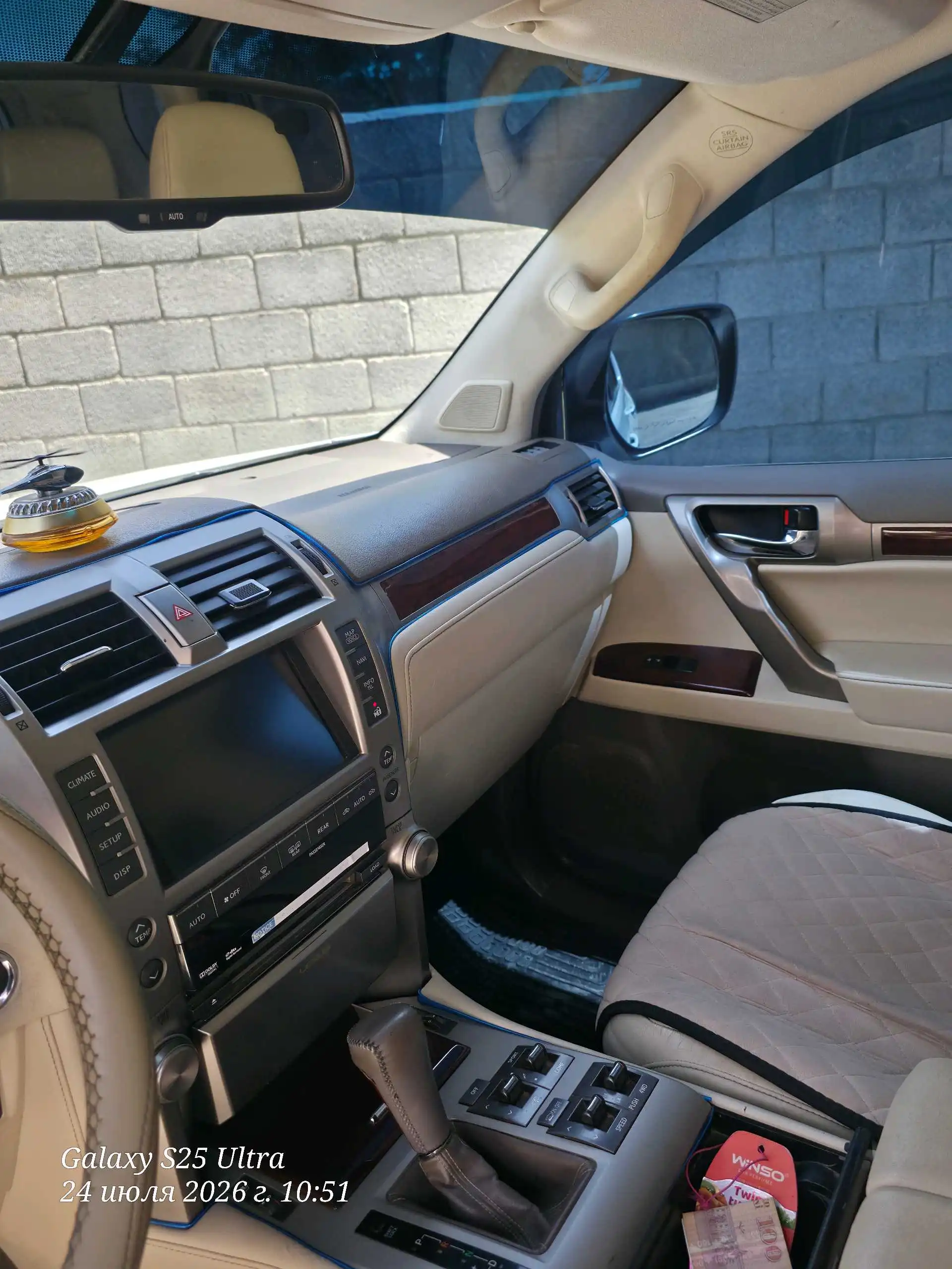 Lexus Gx series 2011