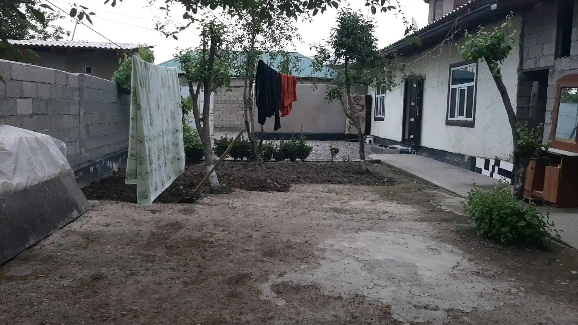1 этажный, 2-комн. дом, 80 м², 3 соток, нохияи фирдавси