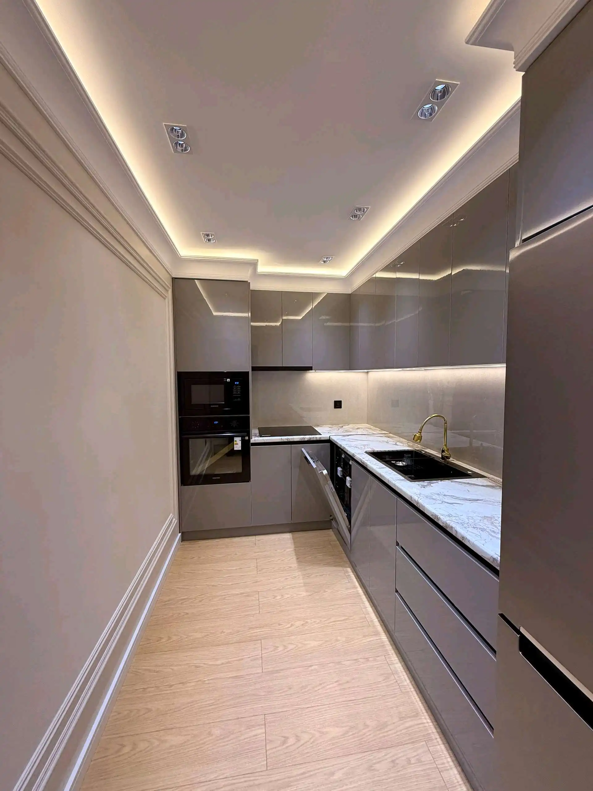 2-к квартира, 18 этаж, 54 м², Альфемо — фото 6
