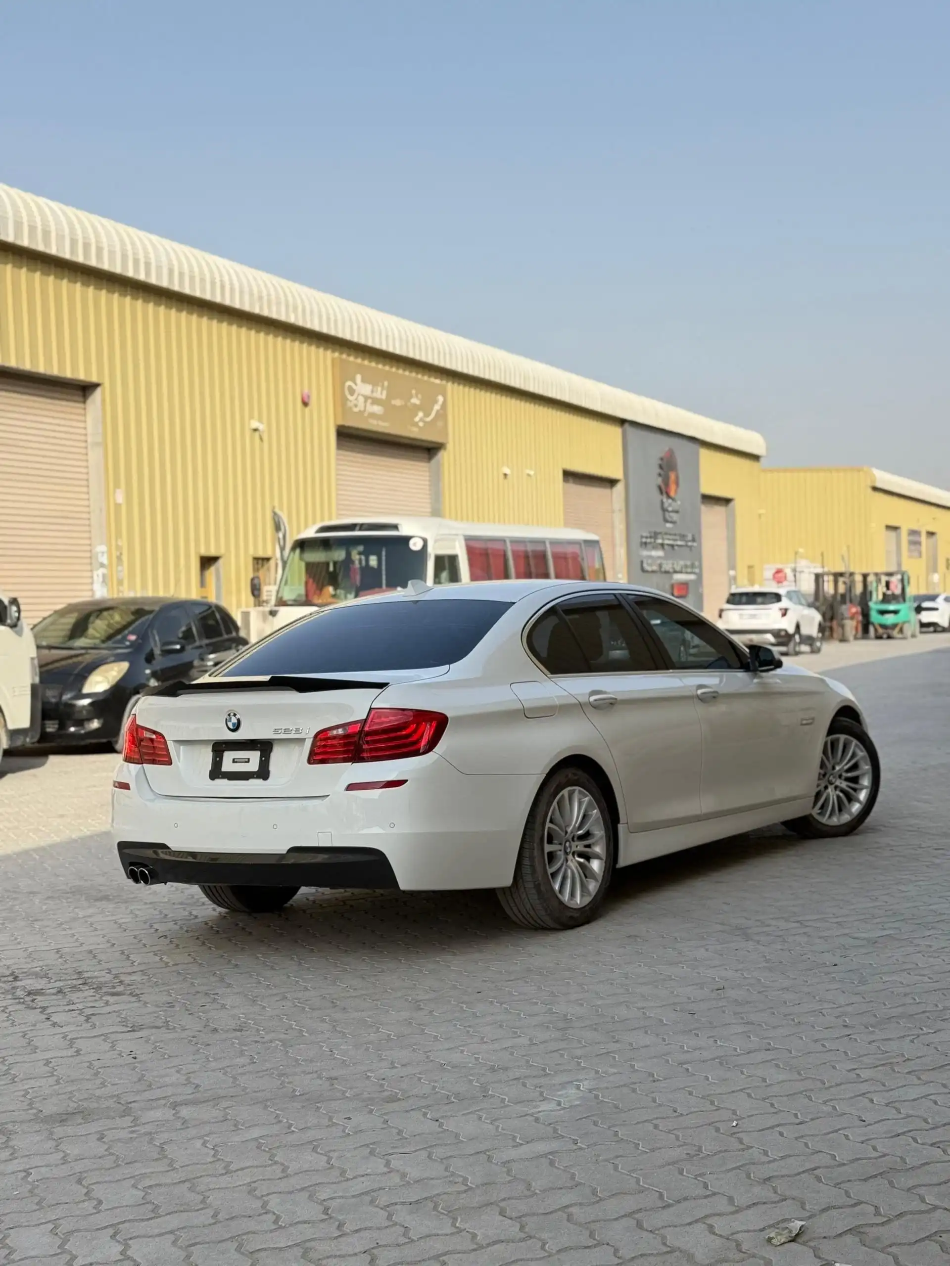 BMW 5 series 2015 — фото 5