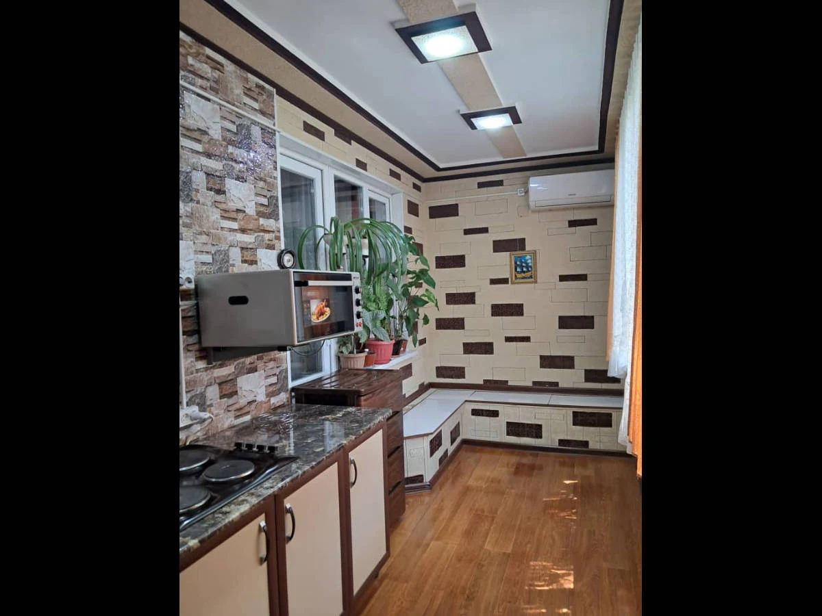 3-к квартира, 3 этаж, 76 м², Фирдавсӣ
