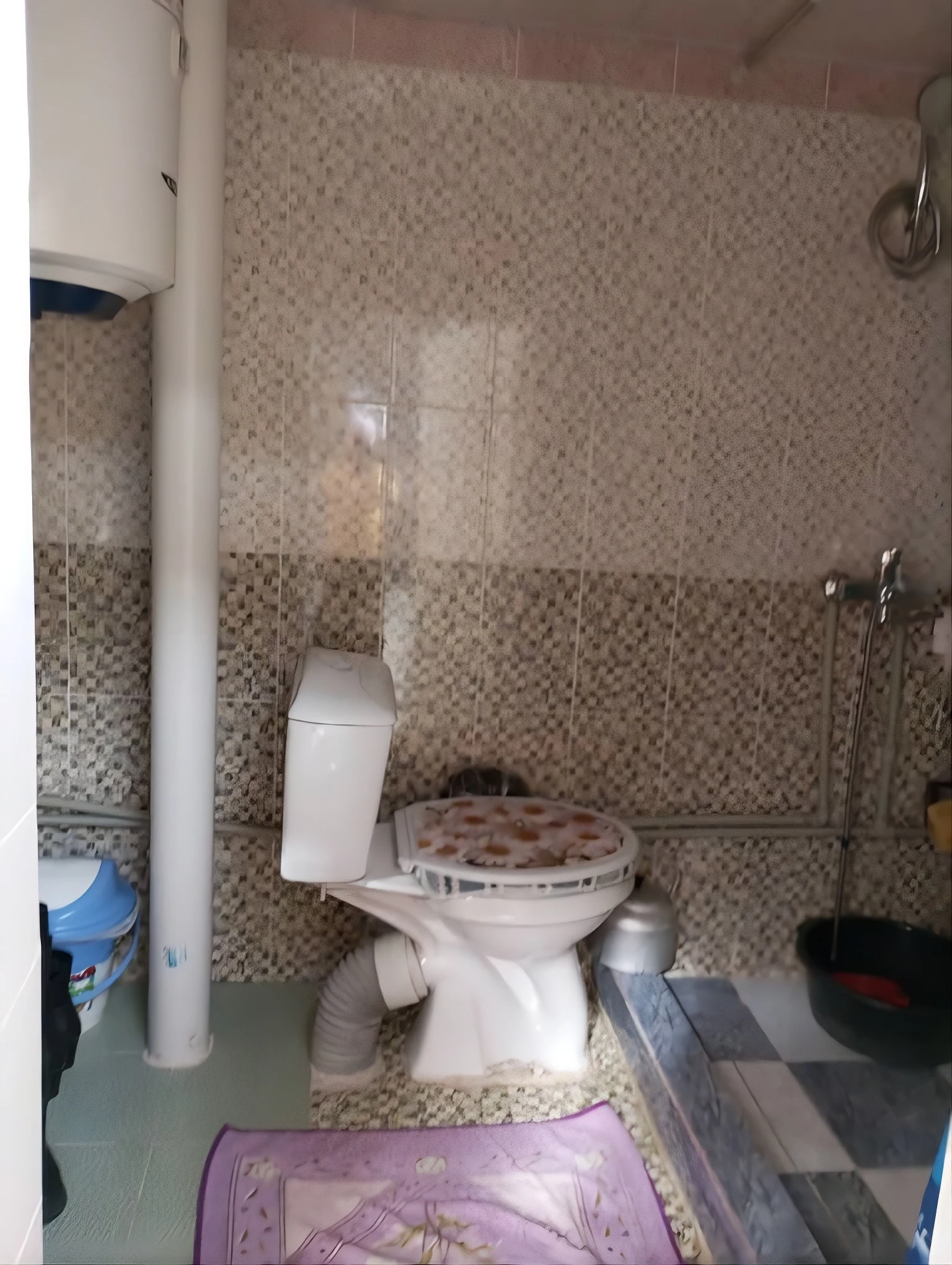 1 этажный, 4-комн. дом, 414 м², 2 соток, И. Сомонӣ