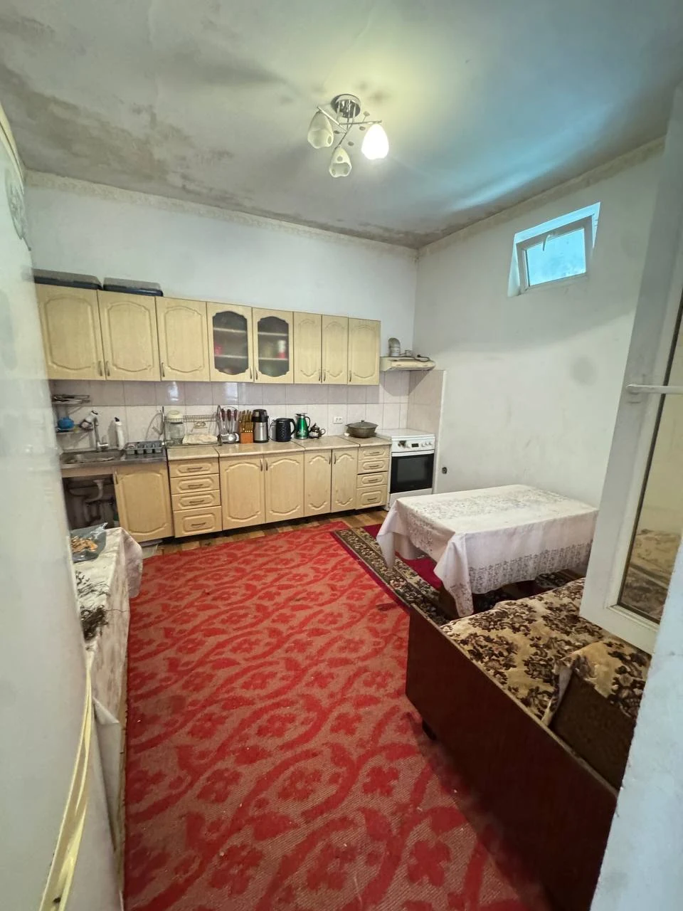 1 этажный, 3-комн. дом, 100 м², 8 соток, Фирдавсӣ