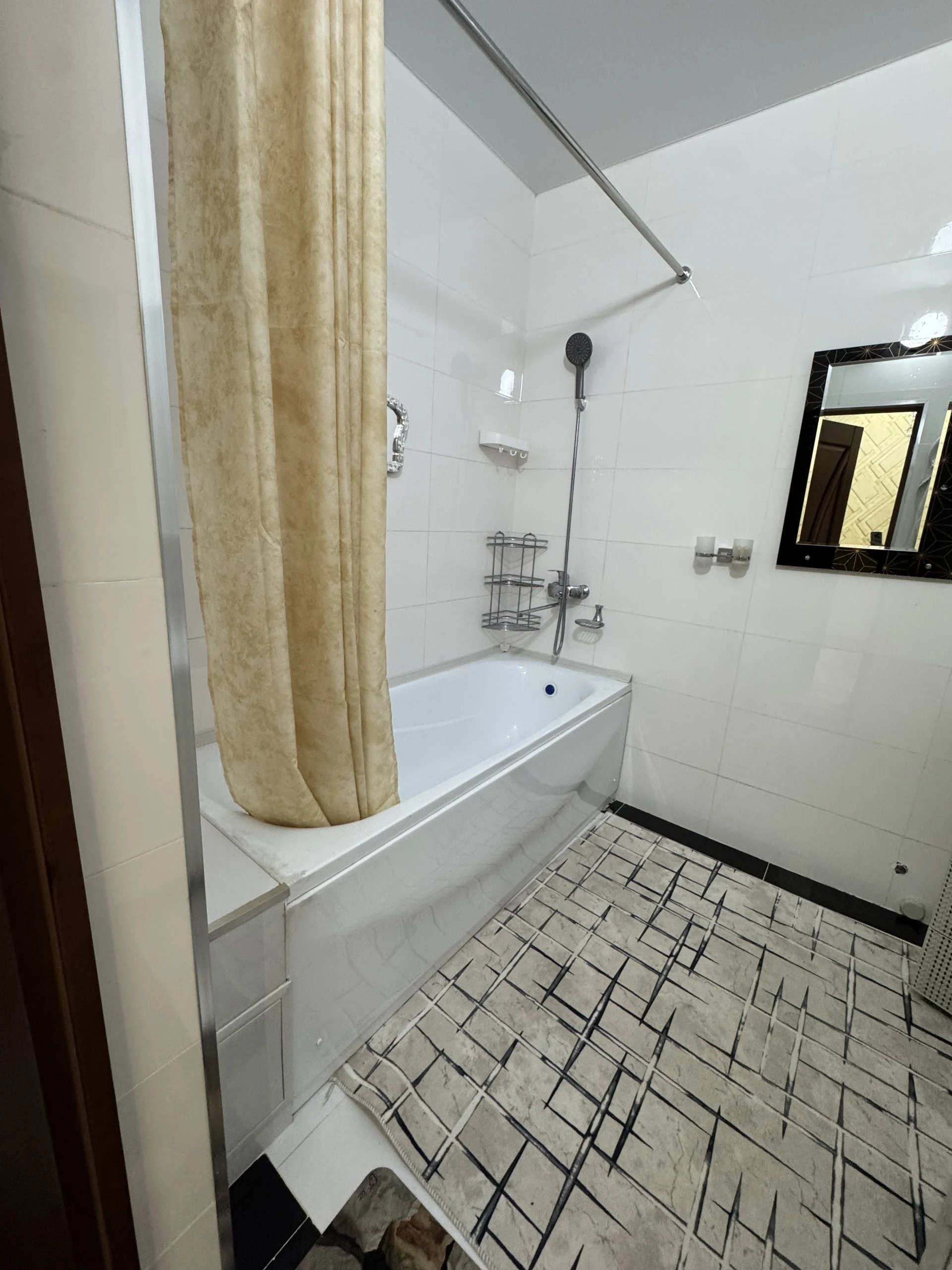 3-к квартира, 11 этаж, 111 м², Шохмансур