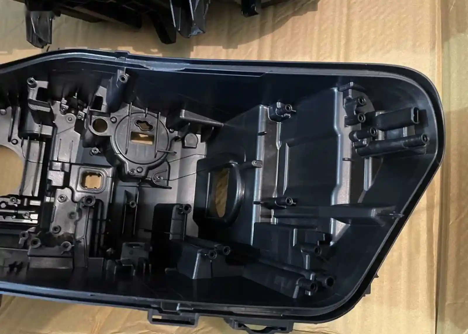 Корпус фары от BMW G5 G05 Laser — фото 2